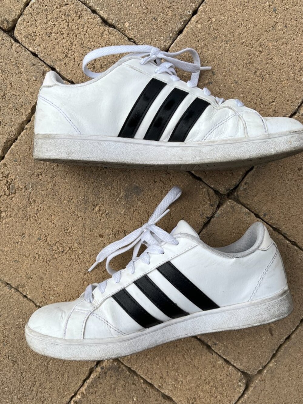 Adidas Neo Base White Black Stripe Sneakers Casual blokecore gorpcore streetwear